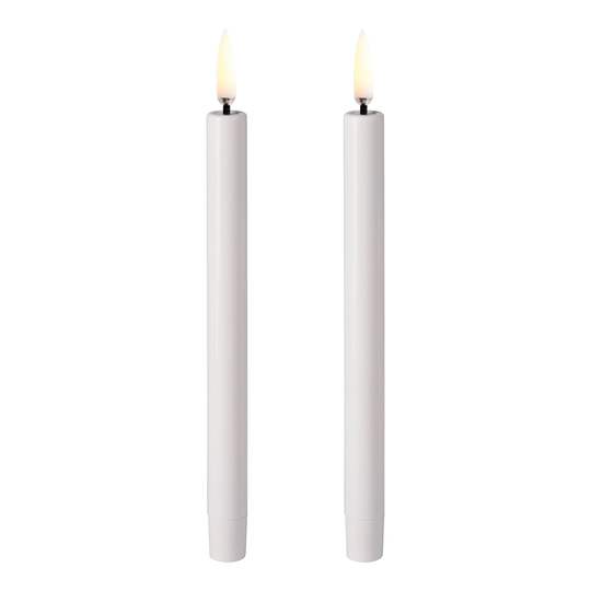 Uyuni Lighting LED mini kruunukynttilä 2 kpl, 1,3 x 12 cm, valkoinen