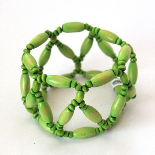 Puuhelmirannekoru, lime